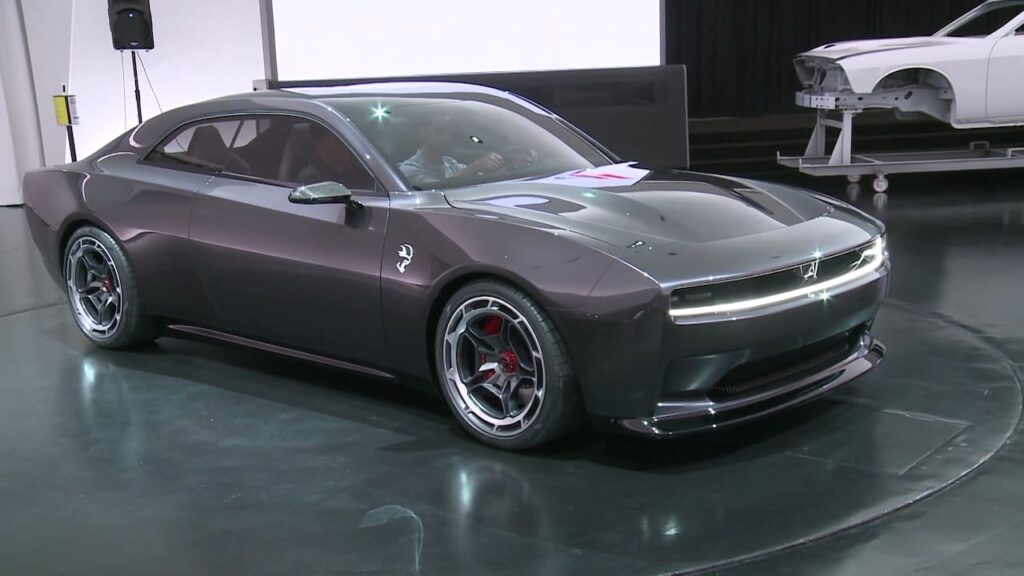 Dodge-Charger-Daytona-SRT-Concept-front-three-quarter
